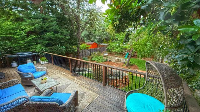 12500 Montalvo Ct, Auburn, CA 95603