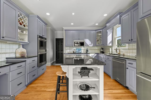 4353 Lower Fayetteville Road, Sharpsburg, GA 30277