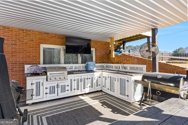 4353 Lower Fayetteville Road, Sharpsburg, GA 30277