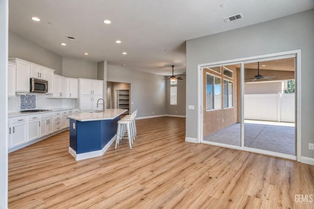 14603 Yellow Lupine Drive, Bakersfield, CA 93314