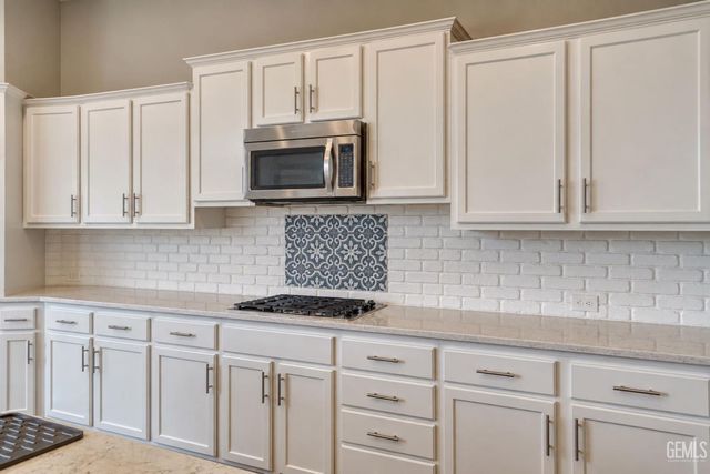 14603 Yellow Lupine Drive, Bakersfield, CA 93314