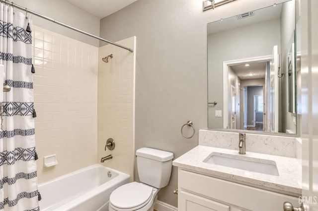 14603 Yellow Lupine Drive, Bakersfield, CA 93314
