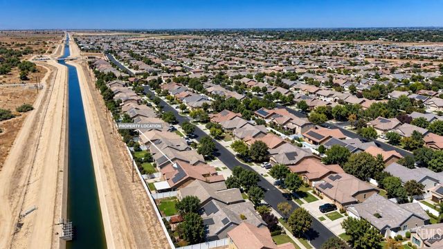 14603 Yellow Lupine Drive, Bakersfield, CA 93314