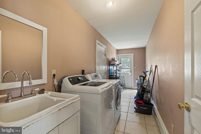 285 MANOR RD, Harleysville, PA 19438