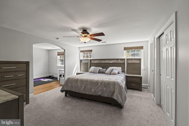 285 MANOR RD, Harleysville, PA 19438