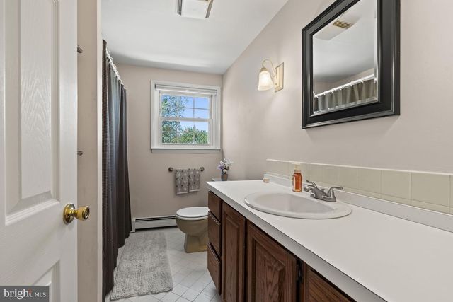 285 MANOR RD, Harleysville, PA 19438
