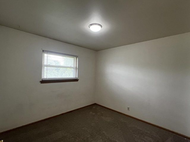 8708 W Villard AVENUE, Milwaukee, WI 53225