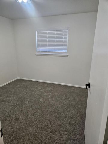 8708 W Villard AVENUE, Milwaukee, WI 53225