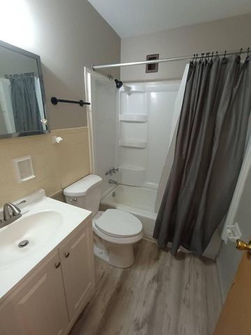 8708 W Villard AVENUE, Milwaukee, WI 53225