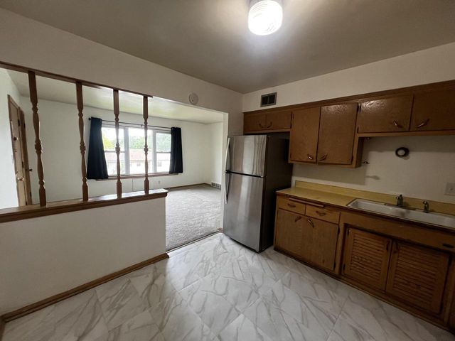 8708 W Villard AVENUE, Milwaukee, WI 53225