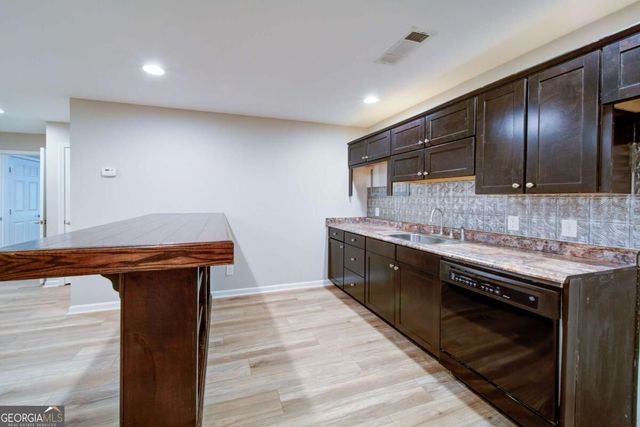 5660 Cascade Trail, Cumming, GA 30040