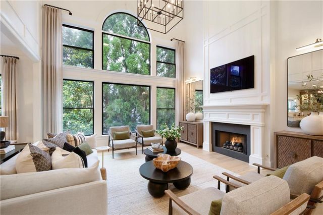 2975 Woodvale Court, Alpharetta, GA 30022