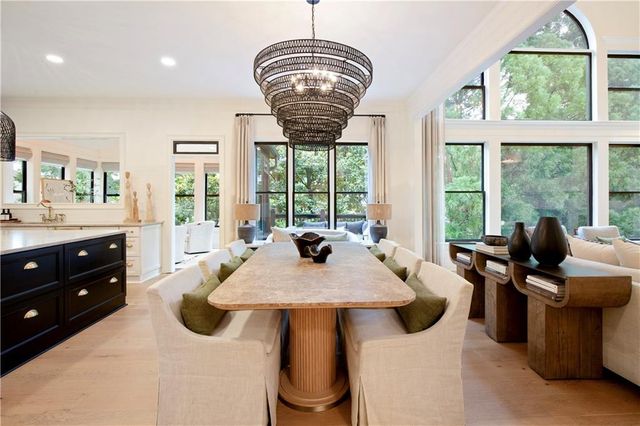 2975 Woodvale Court, Alpharetta, GA 30022