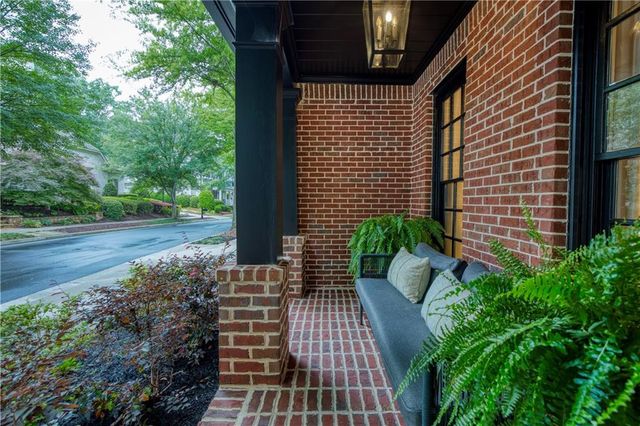 2975 Woodvale Court, Alpharetta, GA 30022