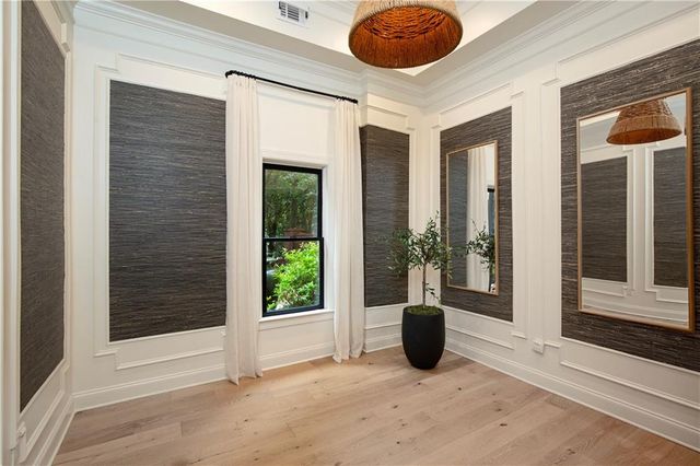 2975 Woodvale Court, Alpharetta, GA 30022
