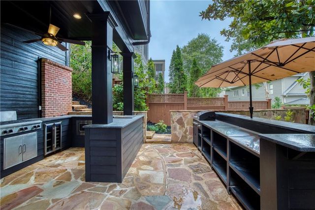 2975 Woodvale Court, Alpharetta, GA 30022