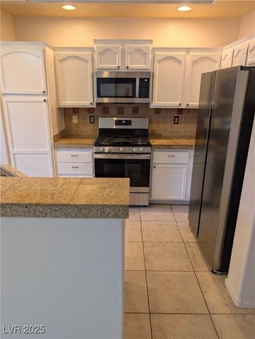 1194 Simms Avenue, Henderson, NV 89074