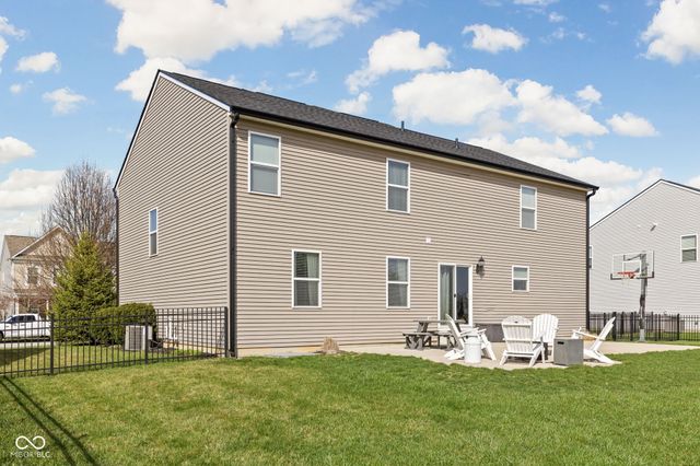 1409 Berry Lake Way, Brownsburg, IN 46112