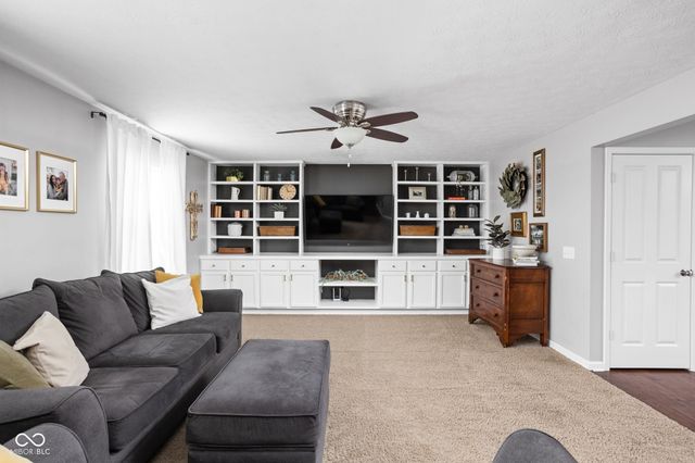 1409 Berry Lake Way, Brownsburg, IN 46112