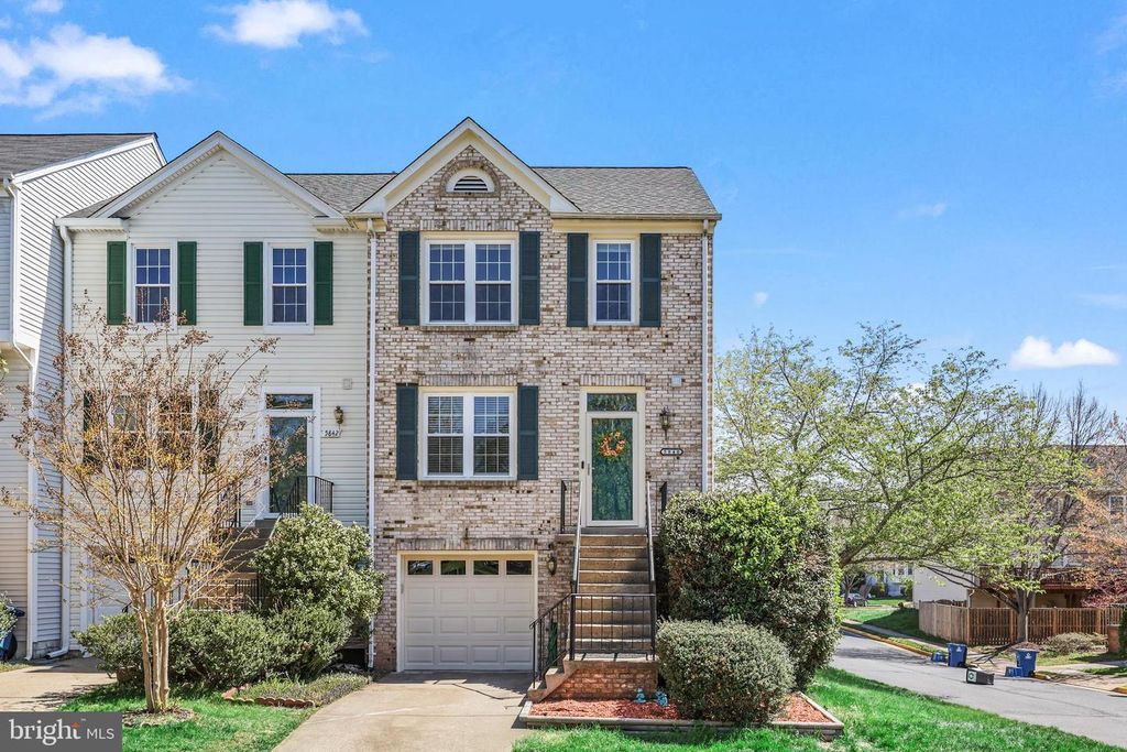 5840 WATERMARK CIR, Centreville, VA 20120