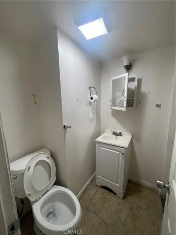 2820 W Slauson Avenue, Los Angeles, CA 90043
