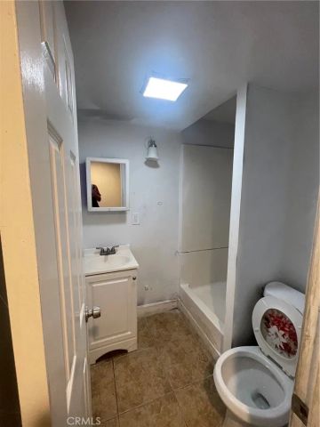 2820 W Slauson Avenue, Los Angeles, CA 90043