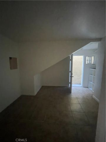 2820 W Slauson Avenue, Los Angeles, CA 90043
