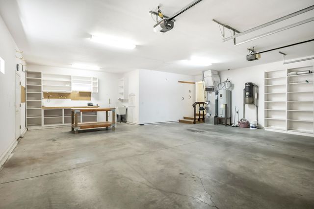 892 NW Chelsea Loop, Bend, OR 97703