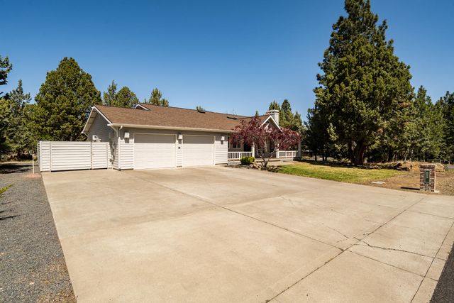 892 NW Chelsea Loop, Bend, OR 97703