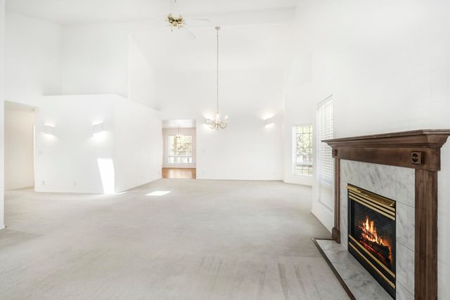 892 NW Chelsea Loop, Bend, OR 97703