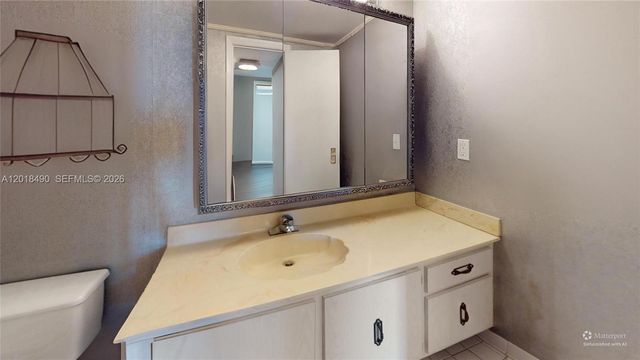 600 Three Islands Blvd 607, Hallandale Beach, FL 33009