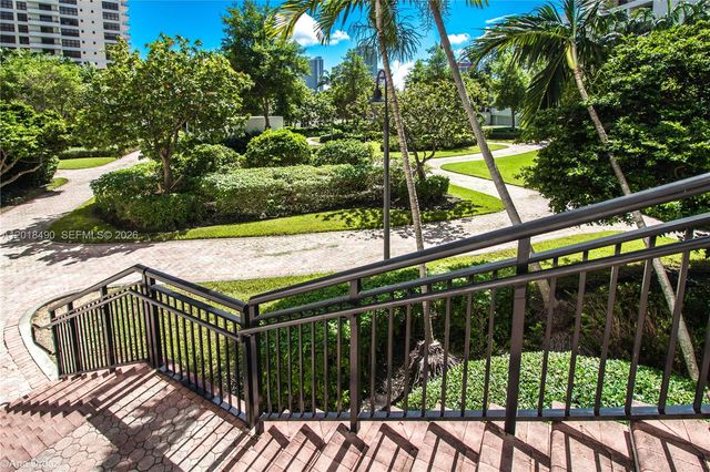 600 Three Islands Blvd 607, Hallandale Beach, FL 33009