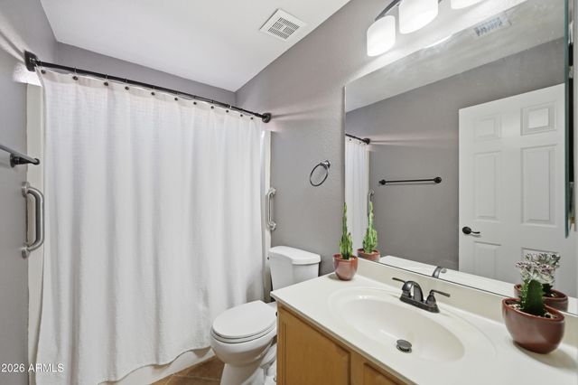 3165 E Desert Lane, Gilbert, AZ 85234