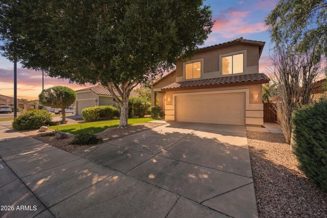 3165 E Desert Lane, Gilbert, AZ 85234