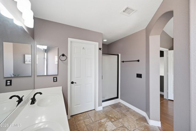 3165 E Desert Lane, Gilbert, AZ 85234