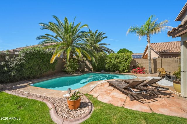 3165 E Desert Lane, Gilbert, AZ 85234