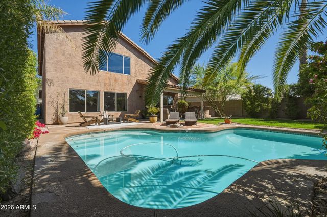 3165 E Desert Lane, Gilbert, AZ 85234