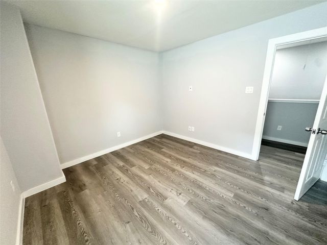 8215 Crestview Drive B, Houston, TX 77028