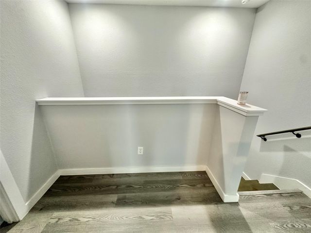 8215 Crestview Drive B, Houston, TX 77028