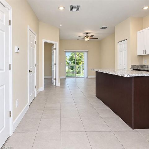 3325 SW 8th PL 108, Cape Coral, FL 33914