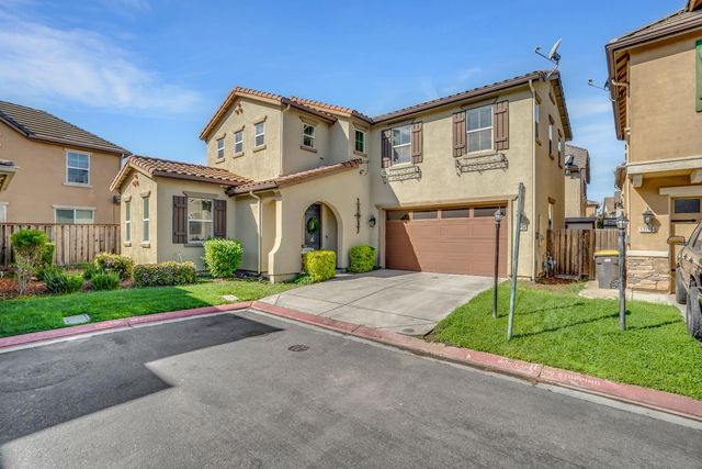 17125 Laurel Oak Ln, Lathrop, CA 95330