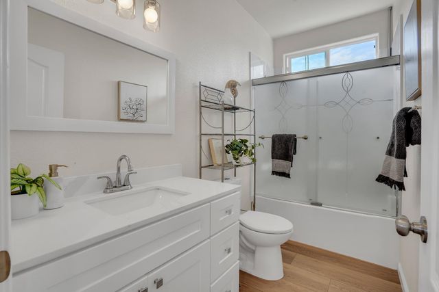 17125 Laurel Oak Ln, Lathrop, CA 95330