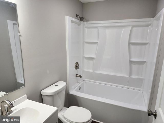 26 N 2ND AVE, Coatesville, PA 19320
