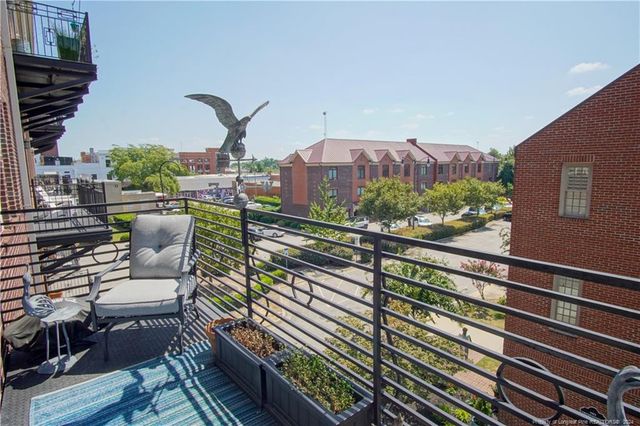 325 Hay Street 302, Fayetteville, NC 28301