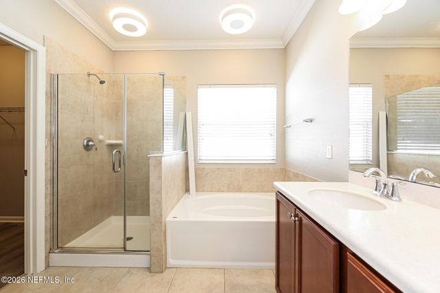162 BRADFORD LAKE Circle, Jacksonville, FL 32218