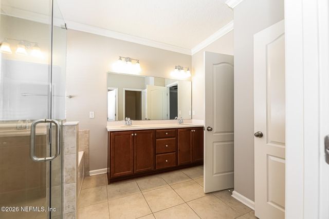 162 BRADFORD LAKE Circle, Jacksonville, FL 32218