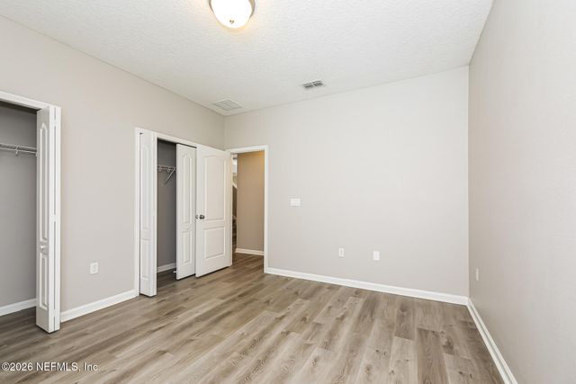 162 BRADFORD LAKE Circle, Jacksonville, FL 32218