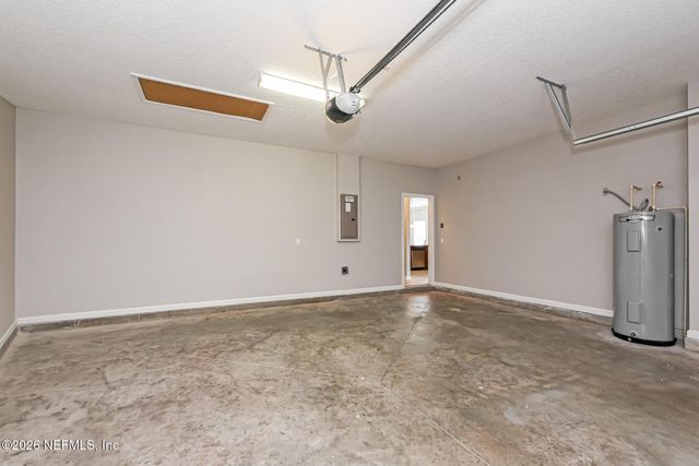 162 BRADFORD LAKE Circle, Jacksonville, FL 32218