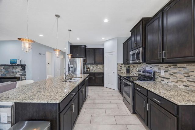 32876 SAND CREEK DRIVE, Wesley Chapel, FL 33543