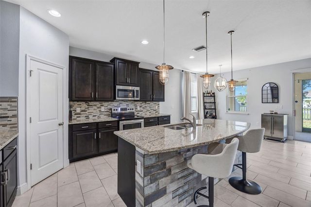 32876 SAND CREEK DRIVE, Wesley Chapel, FL 33543